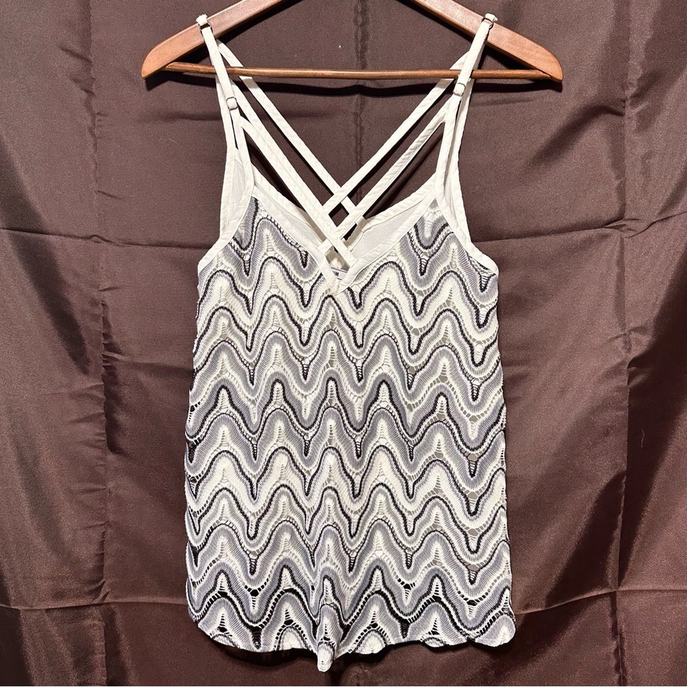❤️ 3/$20 ❤️ Forum Chic Black & White Knit Camisole | S | Multi-Strap Crisscross